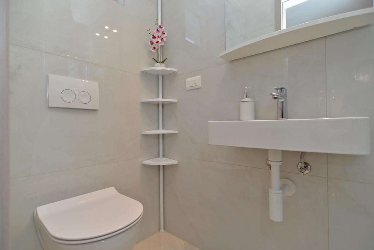 Apartments Mala Vala 925 - Adapted Fažana エクステリア 写真